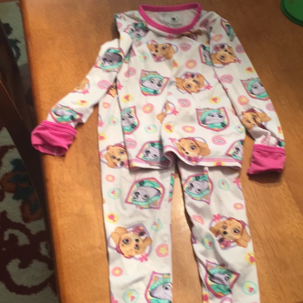 Paw patrol Everest& Skye pjs